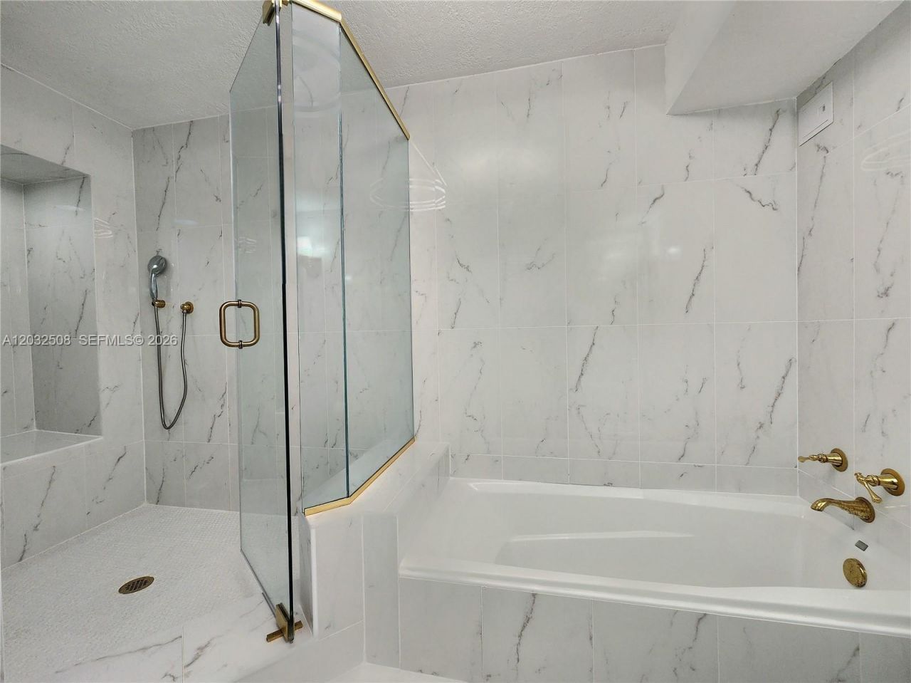 2030 S Ocean Dr , Unit 1405, Hallandale Beach, FL 33009 Photo