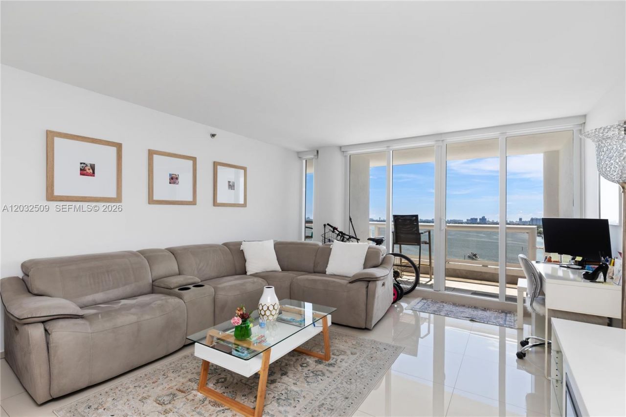 1717 N Bayshore Dr, Unit A-1533, Miami, FL 33132 Photo