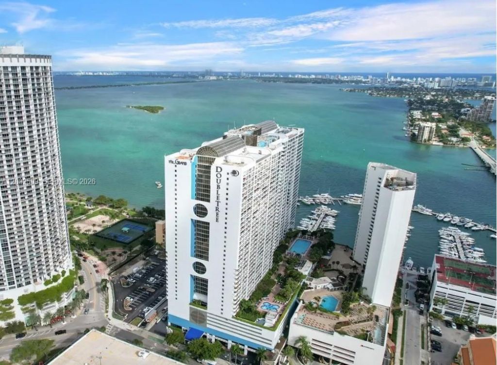 1717 N Bayshore Dr , Unit A-1533, Miami, FL 33132 Photo