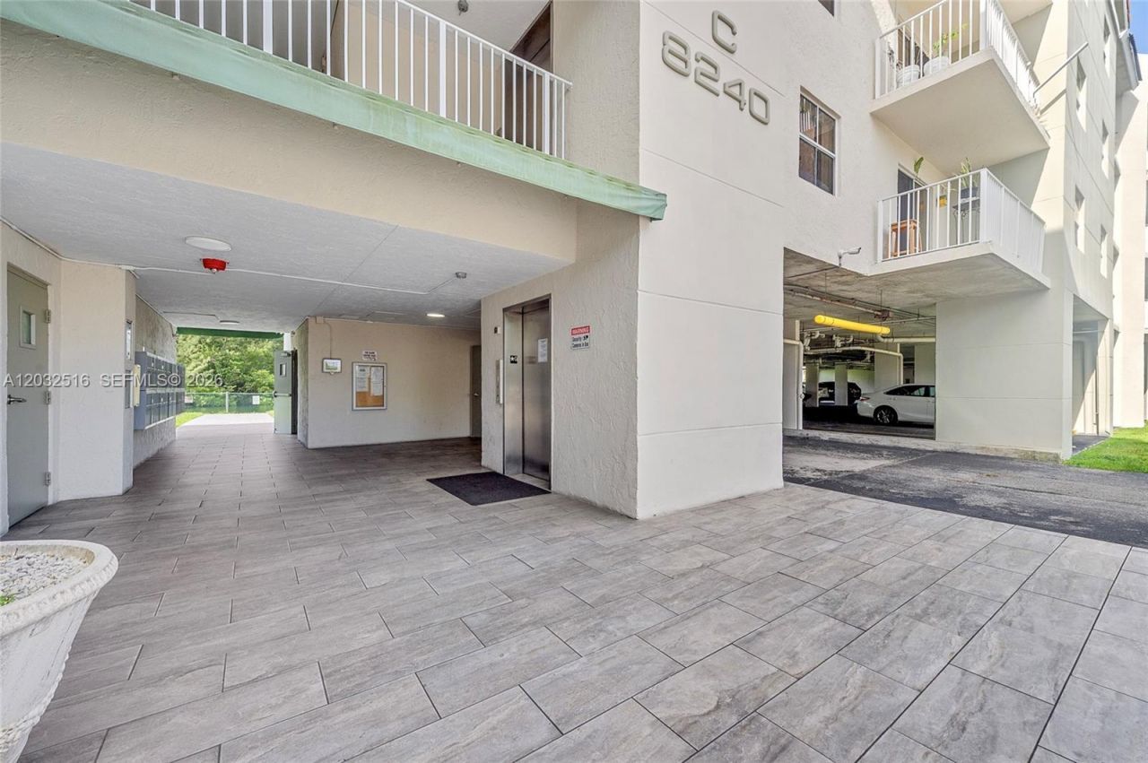 8240 SW 210th , Unit 106, Cutler Bay, FL 33189 Photo