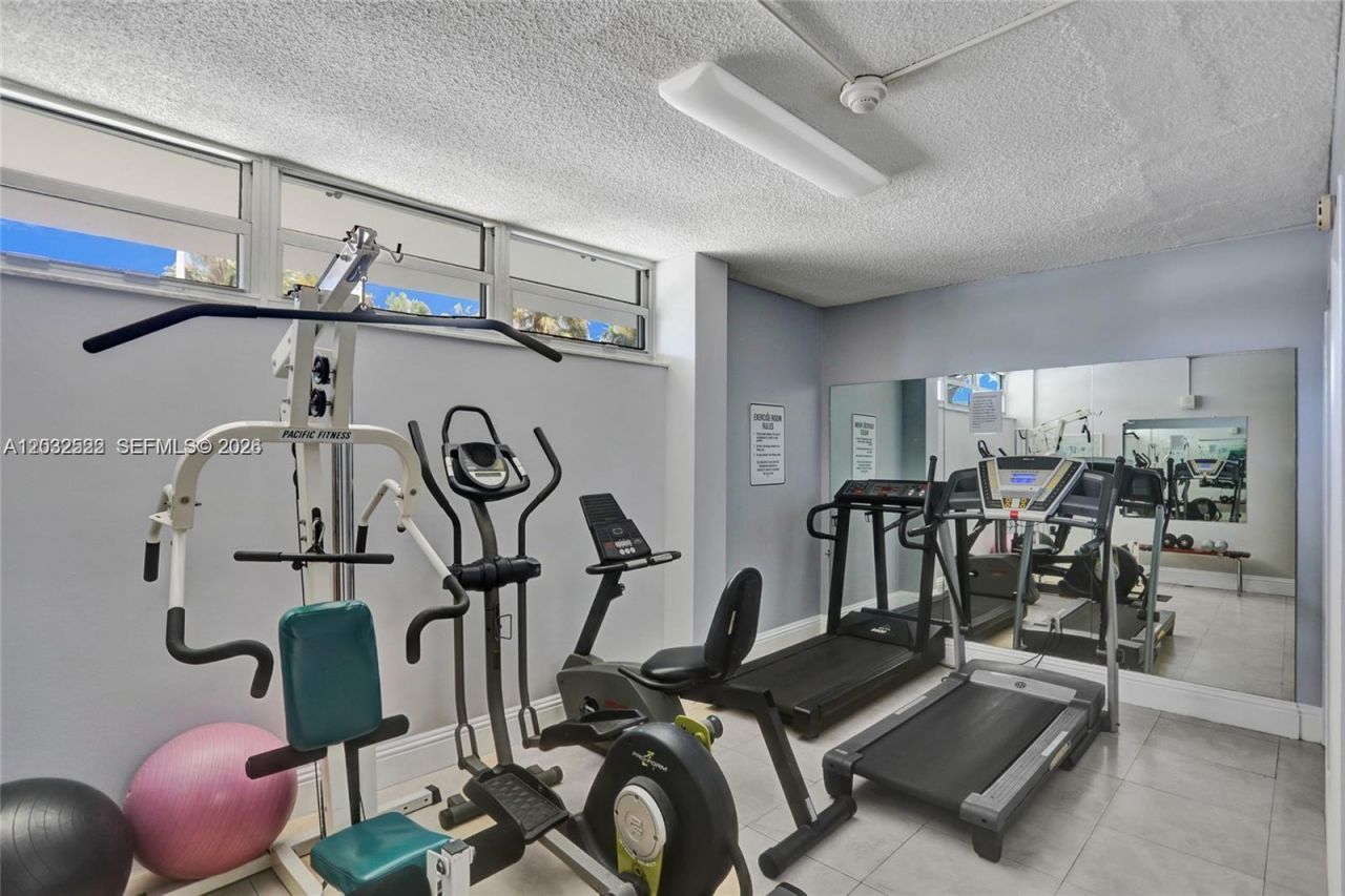 13155 Ixora Ct , Unit 202, North Miami, FL 33181 Photo