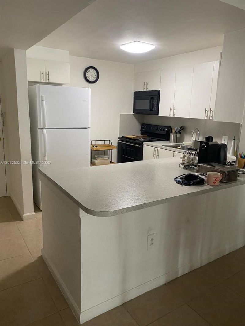 13155 Ixora Ct , Unit 202, North Miami, FL 33181 Photo