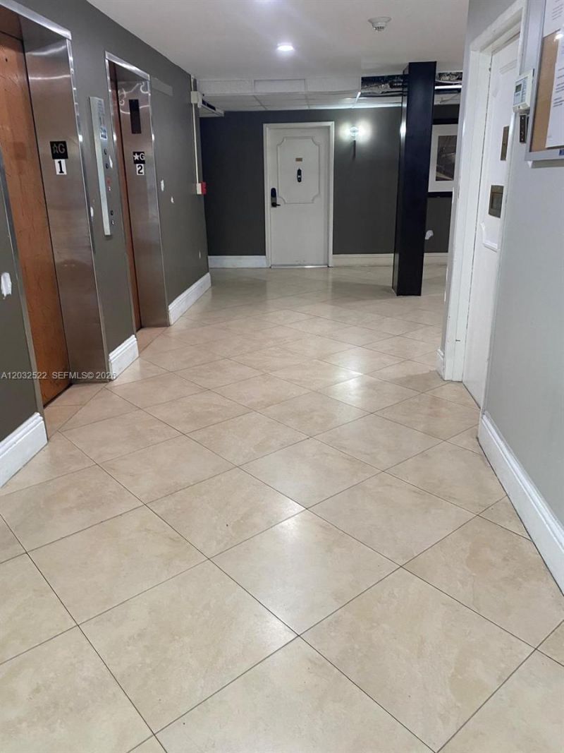 13155 Ixora Ct , Unit 202, North Miami, FL 33181 Photo