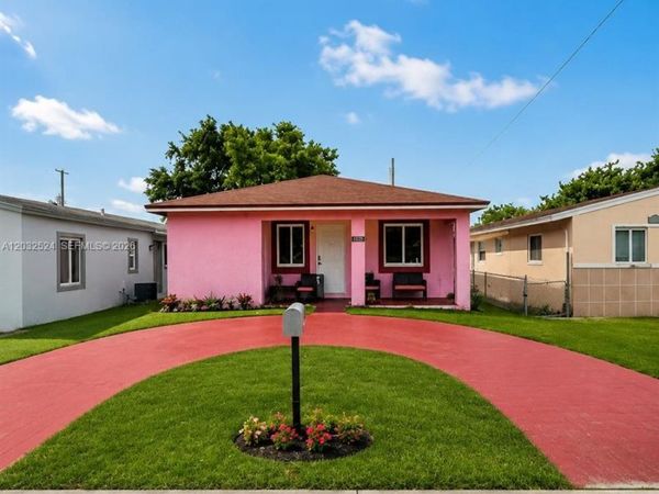 2227 Farragut St , Hollywood, FL 33020