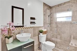 2199 NE 182nd St , Unit 1, North Miami Beach, FL 33162 Photo