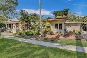 2199 NE 182nd St , Unit 1 and 2, North Miami Beach, FL 33162 Photo
