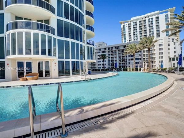 17201 Collins Ave, Unit 1203, Sunny Isles Beach, FL 33160