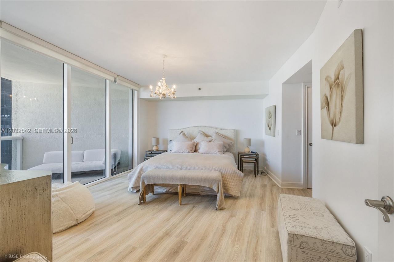 17201 Collins Ave, Unit 1203, Sunny Isles Beach, FL 33160 Photo
