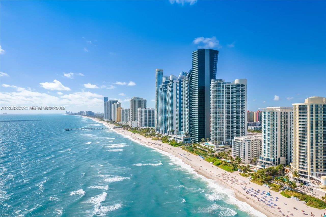 17201 Collins Ave, Unit 1203, Sunny Isles Beach, FL 33160 Photo