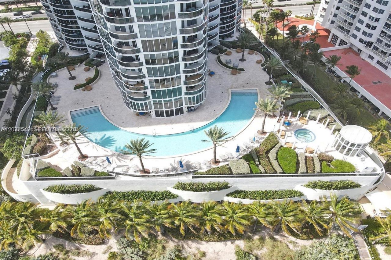 17201 Collins Ave, Unit 1203, Sunny Isles Beach, FL 33160 Photo