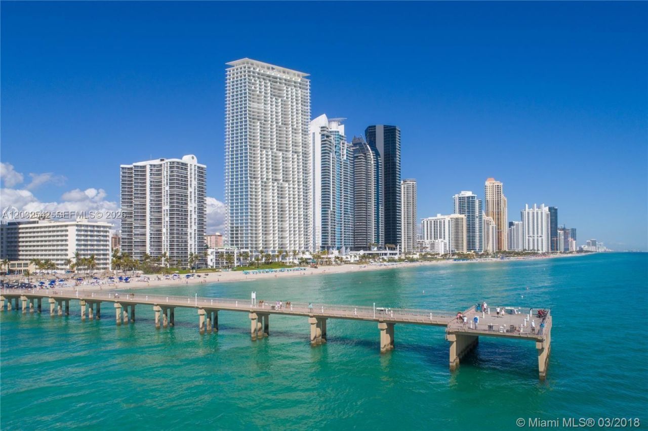 17201 Collins Ave, Unit 1203, Sunny Isles Beach, FL 33160 Photo