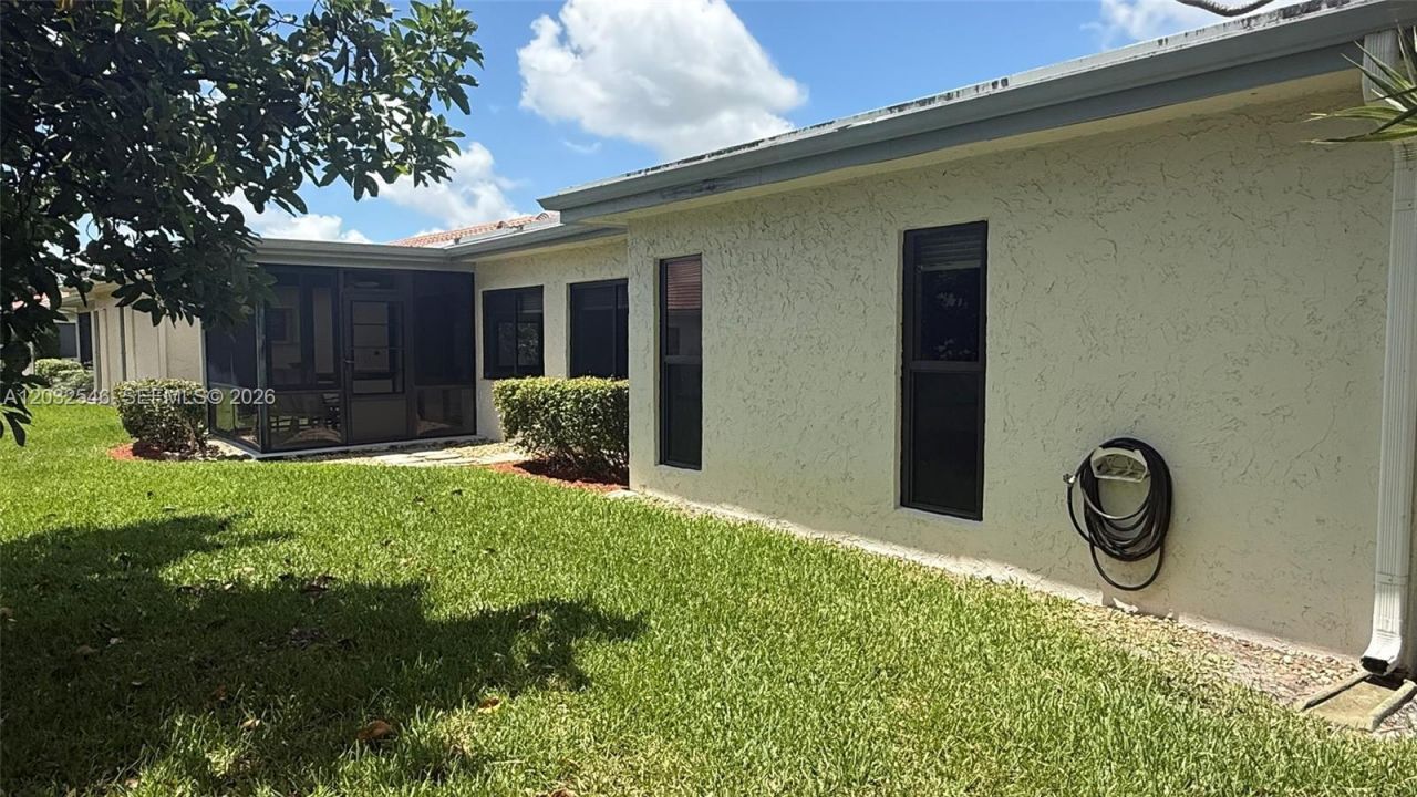 7905 Cloverfield Cir, Boca Raton, FL 33433 Photo