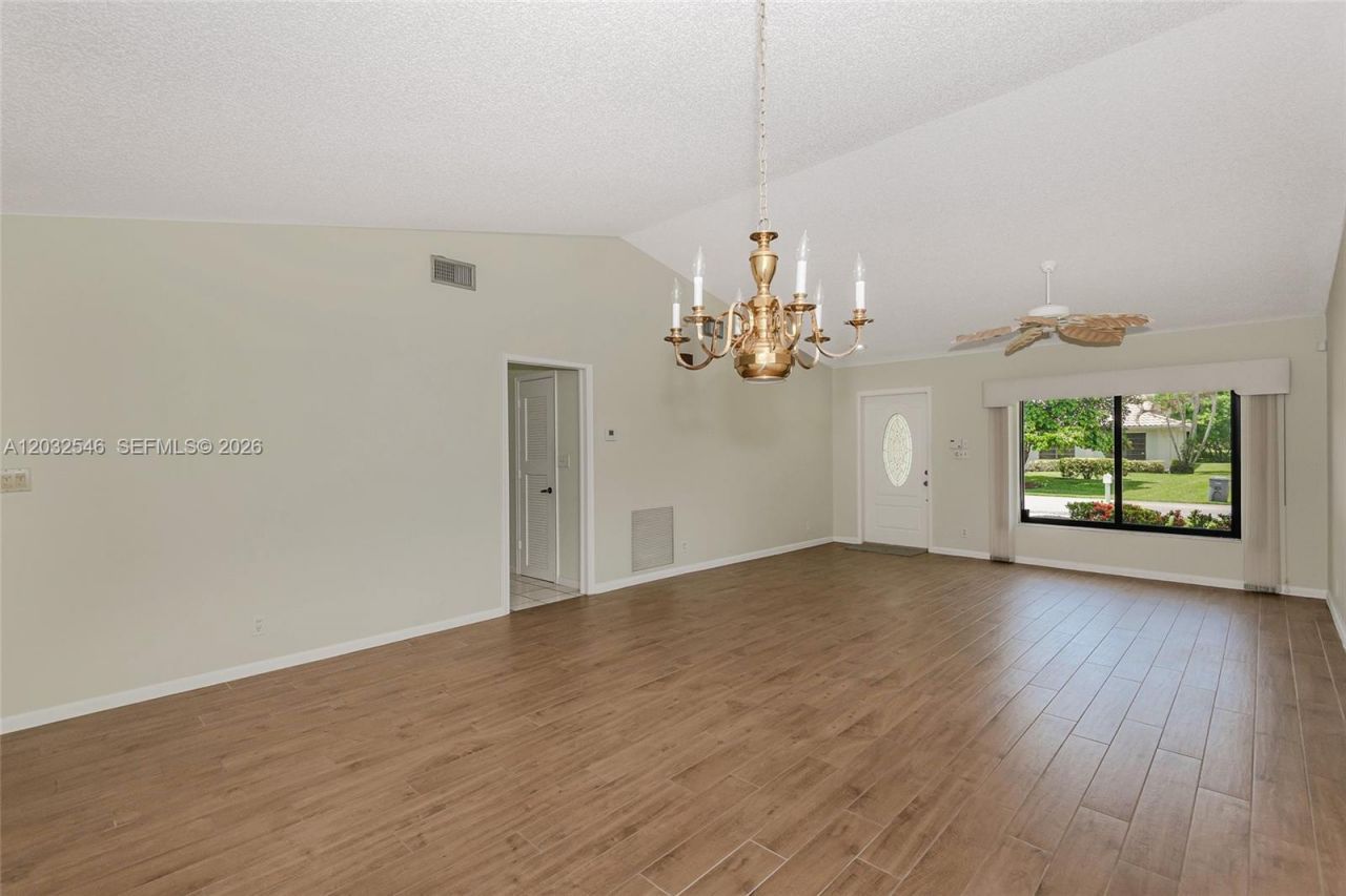 7905 Cloverfield Cir, Boca Raton, FL 33433 Photo