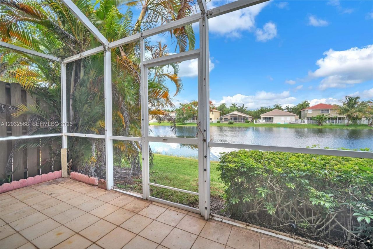 3698 San Simeon Cir, Weston, FL 33331 Photo