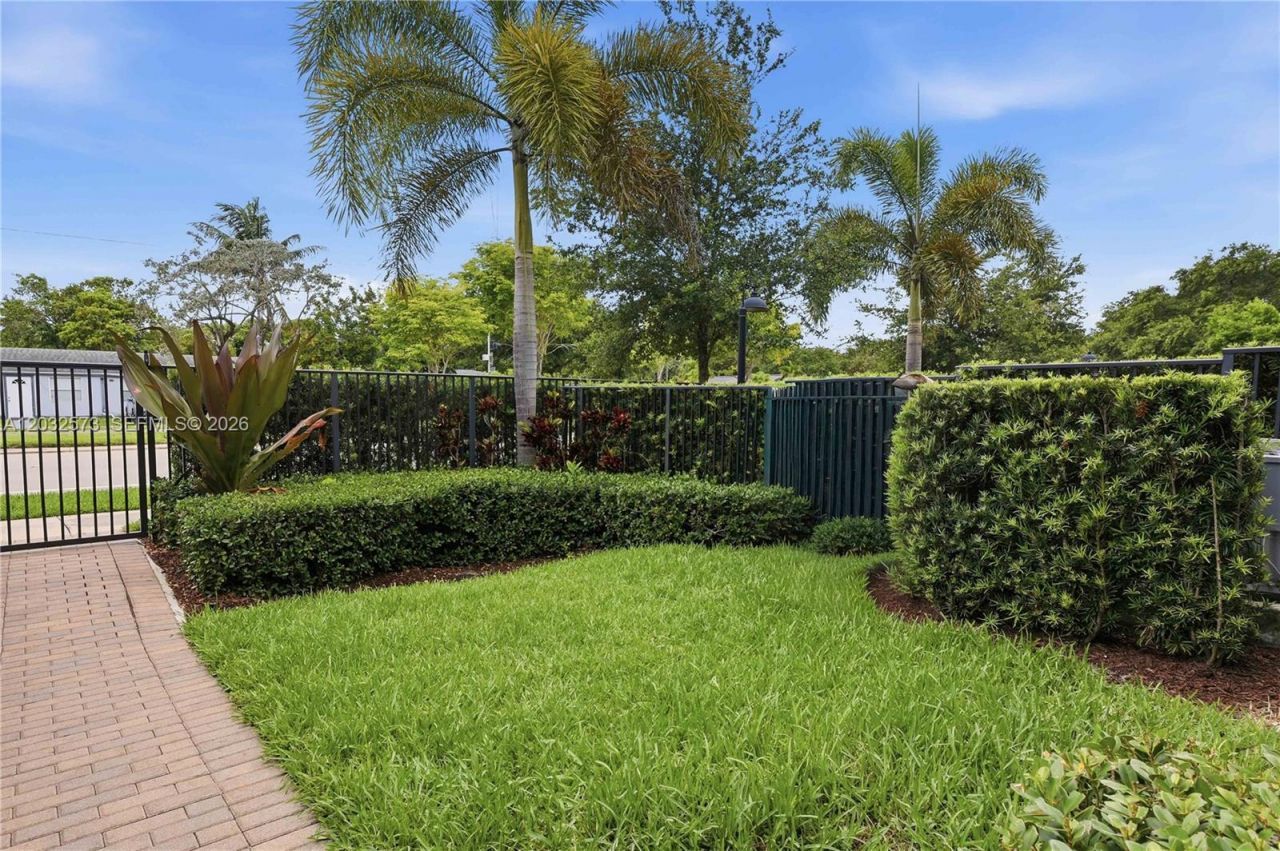 1408 SW 4th Ave, Fort Lauderdale, FL 33315 Photo