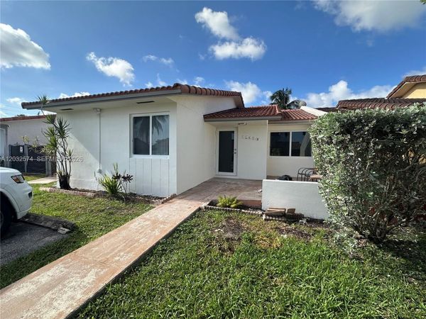 11430 SW 5th Ter, Sweetwater, FL 33174