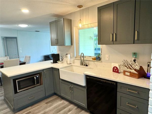 1063 Wexford Way , Port Orange, FL 32129