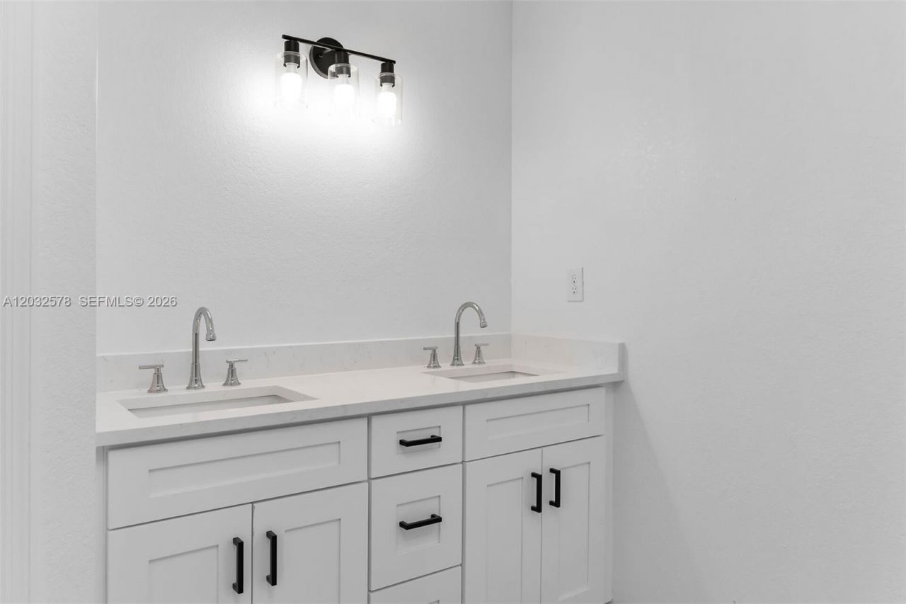 4130 NW 33rd , Cape Coral, FL 33993 Photo
