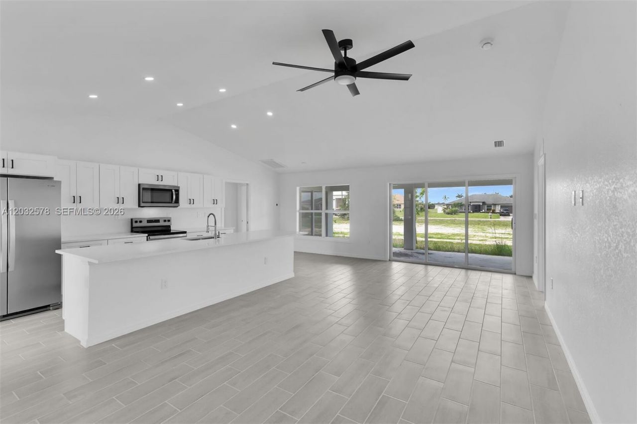 4130 NW 33rd , Cape Coral, FL 33993 Photo