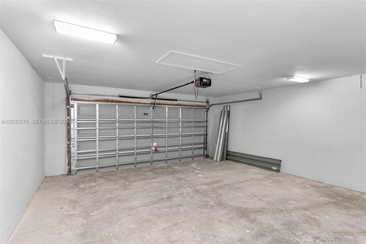 4130 NW 33rd , Cape Coral, FL 33993 Photo