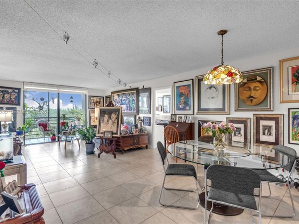 1400 Saint Charles Pl , Unit 623, Pembroke Pines, FL 33026