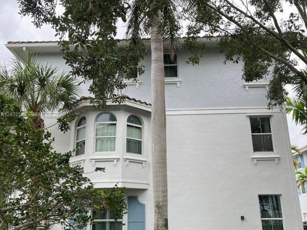 Boynton Beach, FL 33426