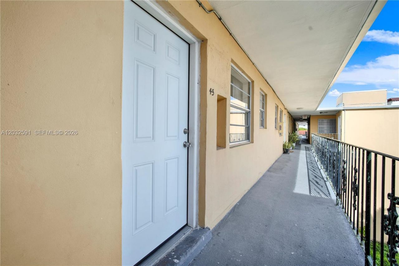 3855 SW 79th Ave , Unit 45, Miami, FL 33155 Photo