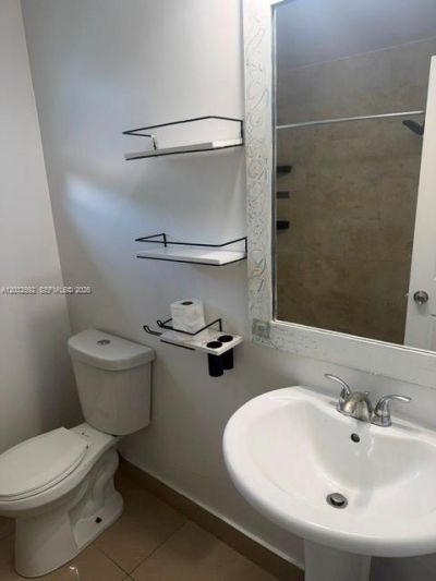 1045 SW 4th St, Unit 5, Miami, FL 33130 Photo
