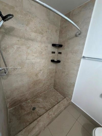 1045 SW 4th St, Unit 5, Miami, FL 33130 Photo