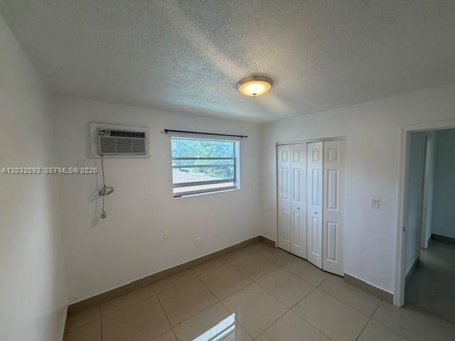 1045 SW 4th St, Unit 5, Miami, FL 33130 Photo