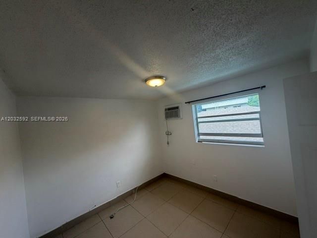 1045 SW 4th St, Unit 5, Miami, FL 33130 Photo