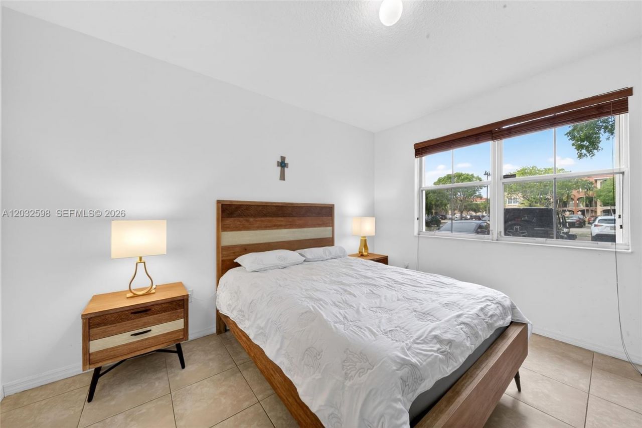 6670 NW 114th Ave, Unit 602, Doral, FL 33178 Photo