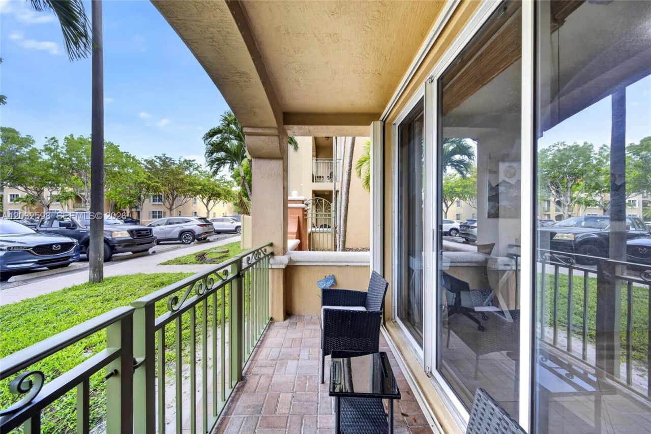 6670 NW 114th Ave, Unit 602, Doral, FL 33178 Photo