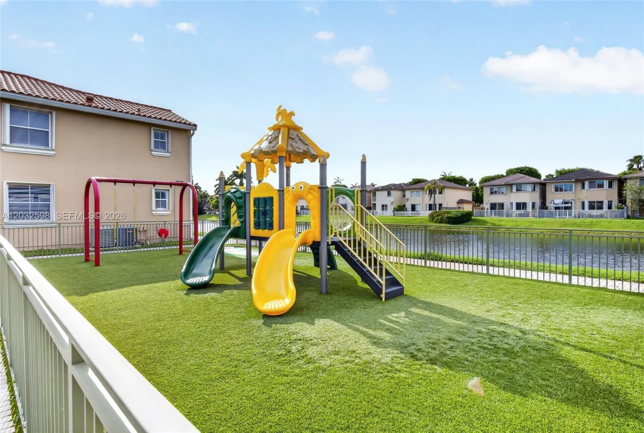 6670 NW 114th Ave, Unit 602, Doral, FL 33178 Photo