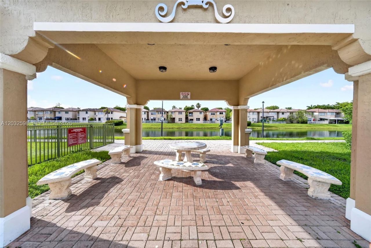 6670 NW 114th Ave, Unit 602, Doral, FL 33178 Photo