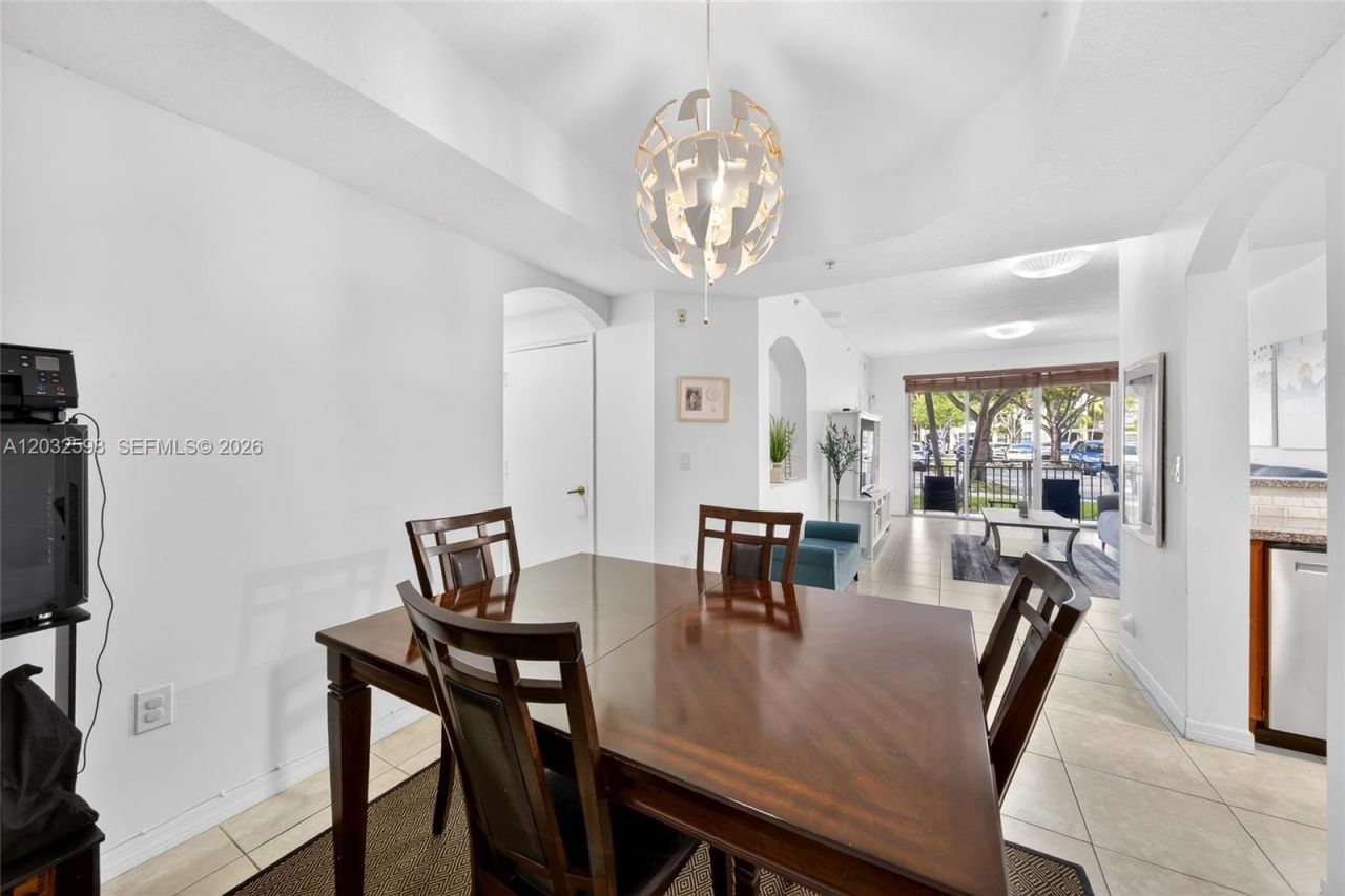 6670 NW 114th Ave, Unit 602, Doral, FL 33178 Photo