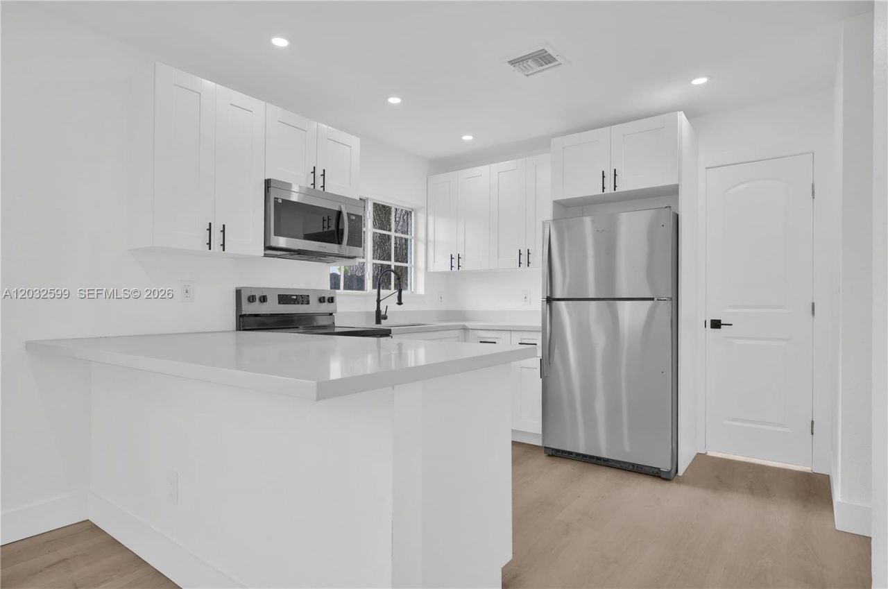 3430 NW 10th Ave , Unit 3430, Miami, FL 33127 Photo