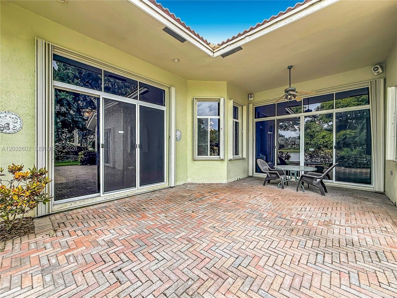 19302 SW 68th St , Pembroke Pines, FL 33332 Photo
