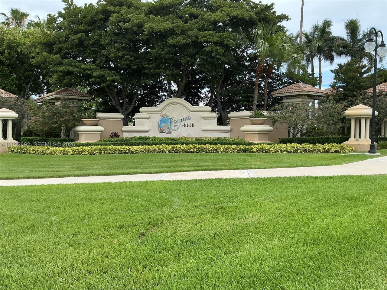 19302 SW 68th St , Pembroke Pines, FL 33332 Photo