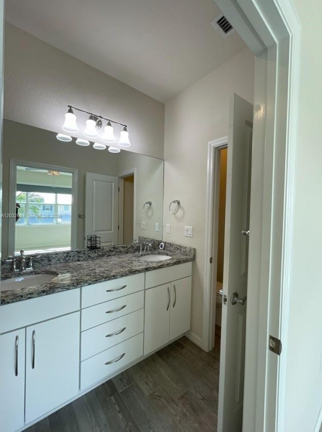 4920 Eucalyptus Dr , Unit 2, Hollywood, FL 33021 Photo