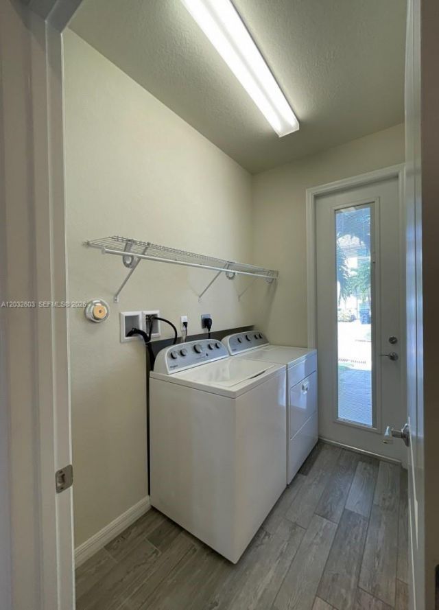 4920 Eucalyptus Dr , Unit 2, Hollywood, FL 33021 Photo