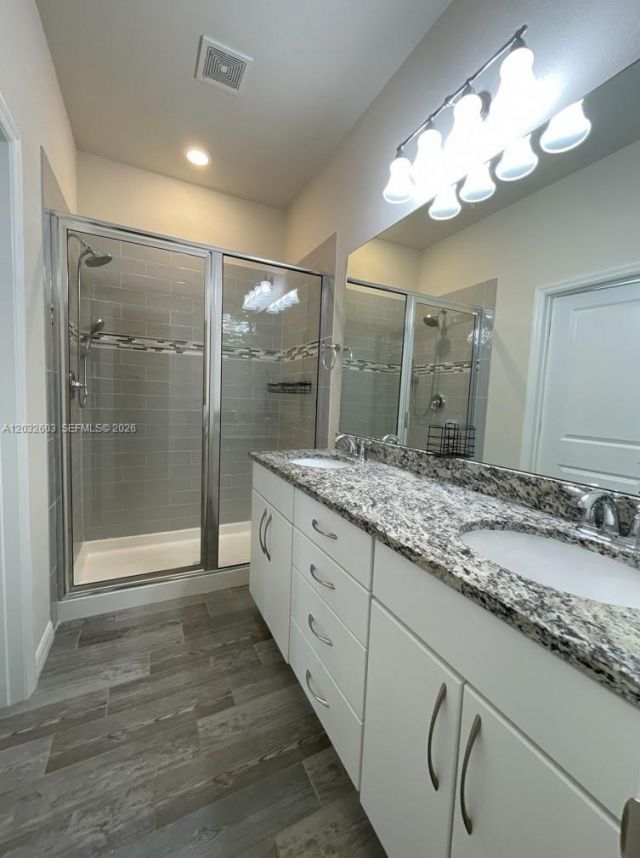 4920 Eucalyptus Dr , Unit 2, Hollywood, FL 33021 Photo