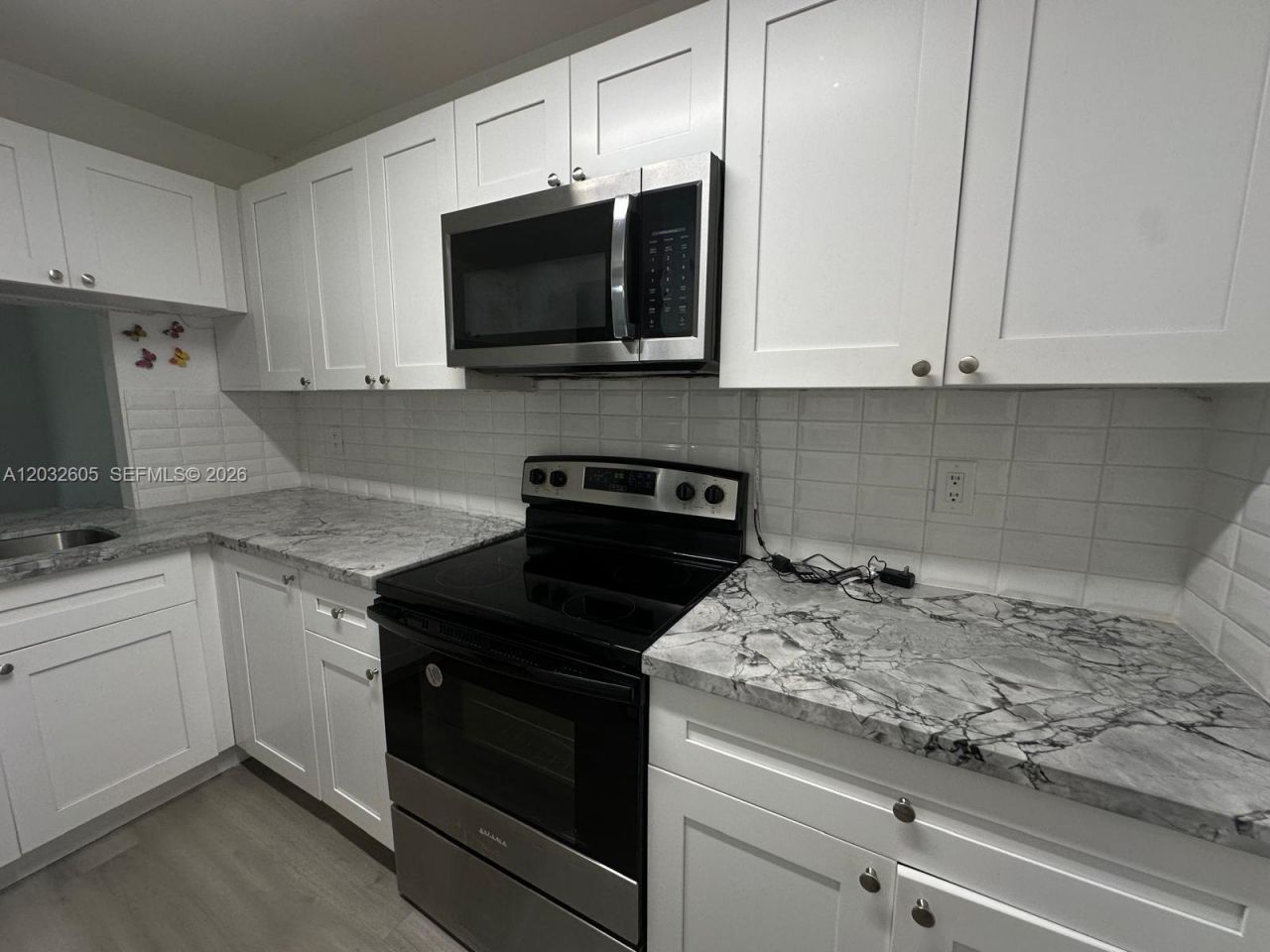 10050 NW 6th St , Unit 202, Pembroke Pines, FL 33024 Photo
