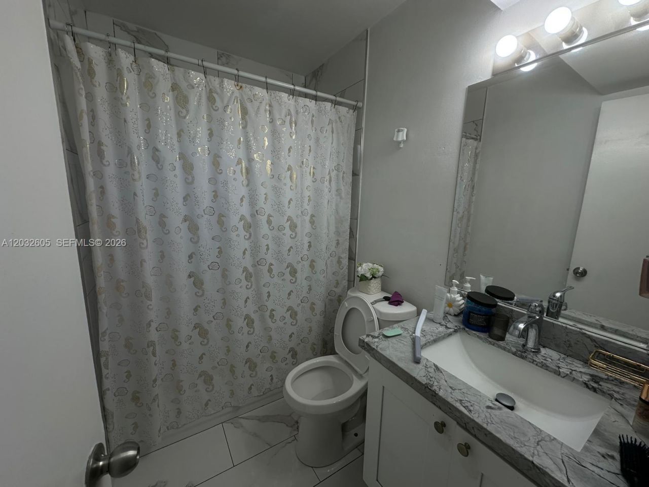10050 NW 6th St , Unit 202, Pembroke Pines, FL 33024 Photo