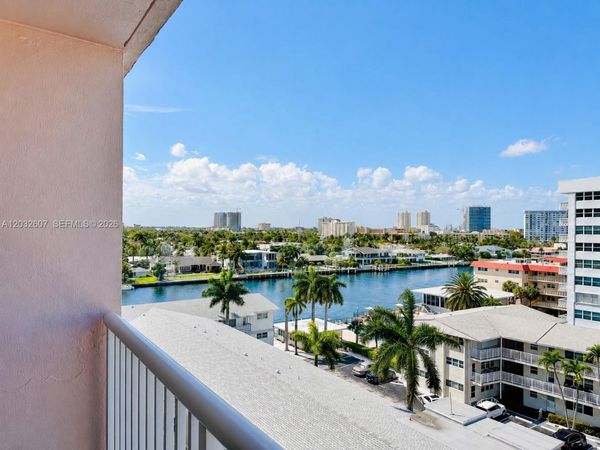 3161 S Ocean Dr , Unit 803, Hallandale Beach, FL 33009