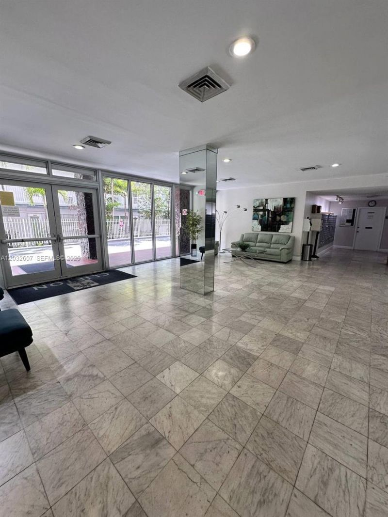 3161 S Ocean Dr , Unit 803, Hallandale Beach, FL 33009 Photo