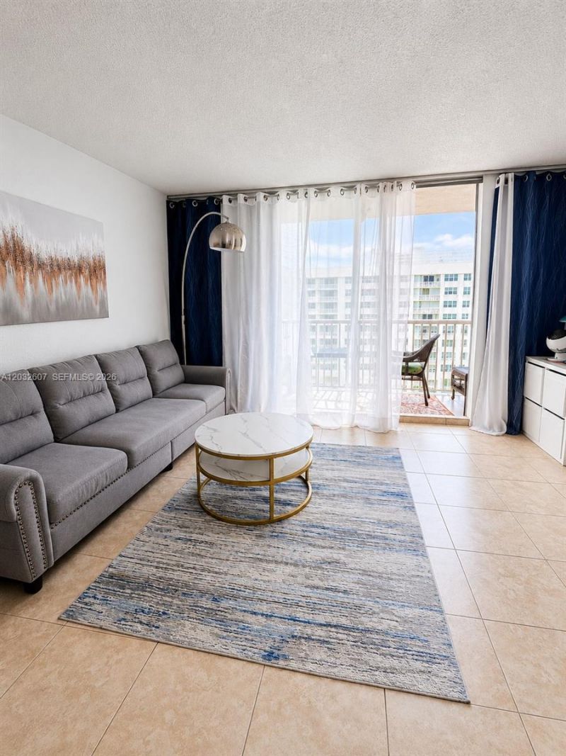 3161 S Ocean Dr , Unit 803, Hallandale Beach, FL 33009 Photo