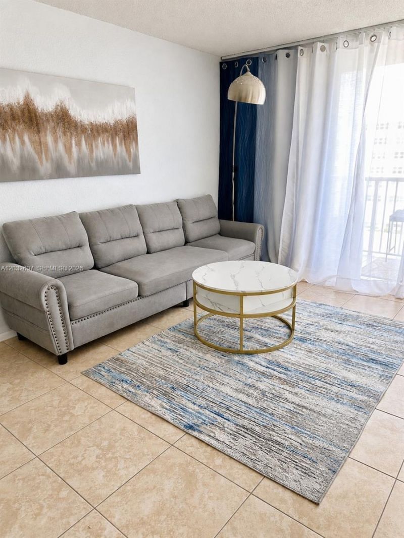 3161 S Ocean Dr , Unit 803, Hallandale Beach, FL 33009 Photo