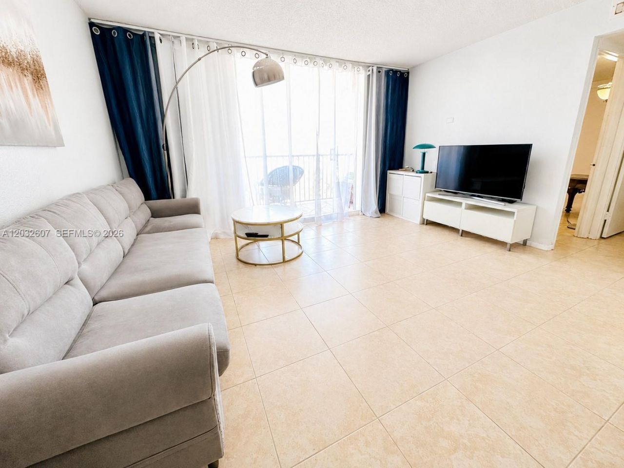 3161 S Ocean Dr , Unit 803, Hallandale Beach, FL 33009 Photo