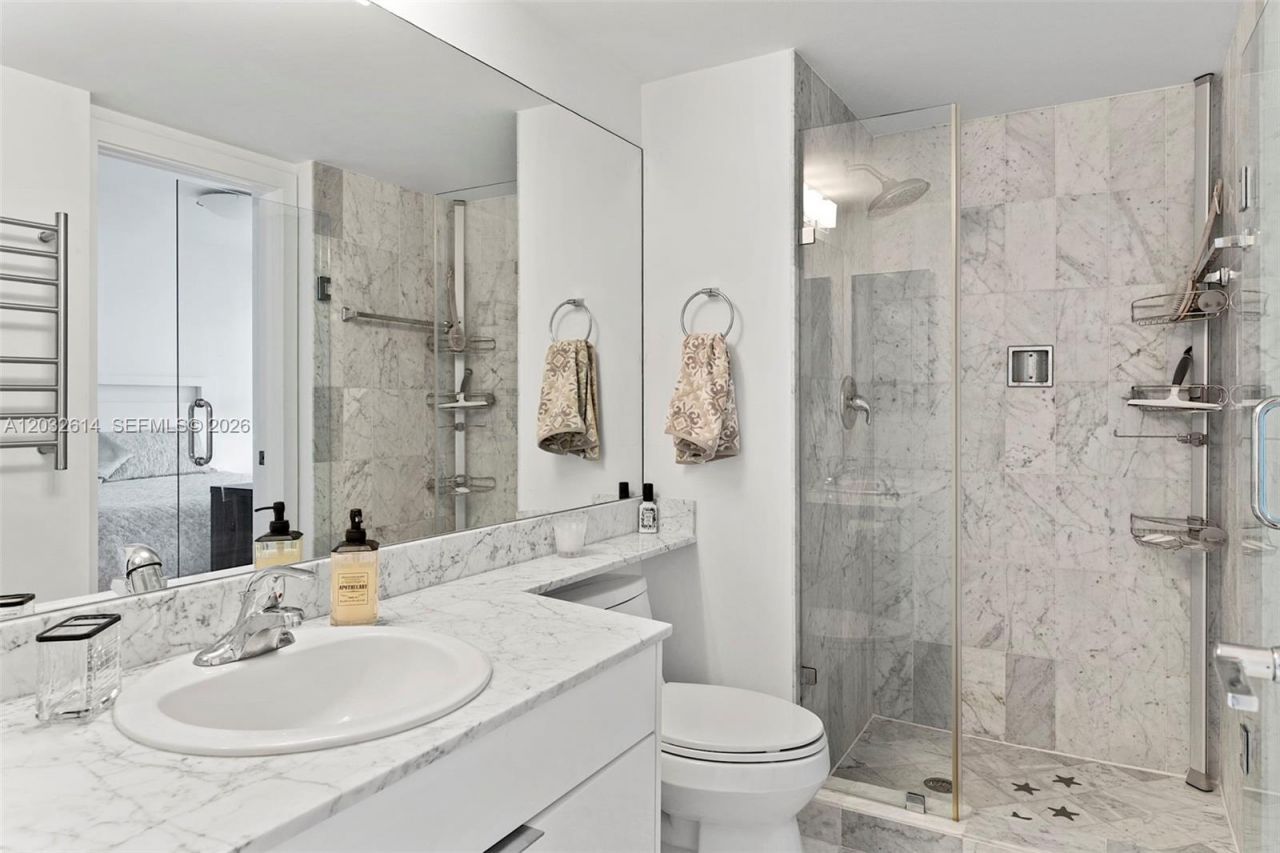 800 Claughton Island Drive , Unit 505, Miami, FL 33131 Photo